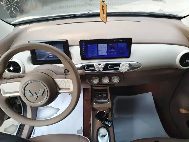Wuling Hongguang Mini EV — Фото автомобиля 9