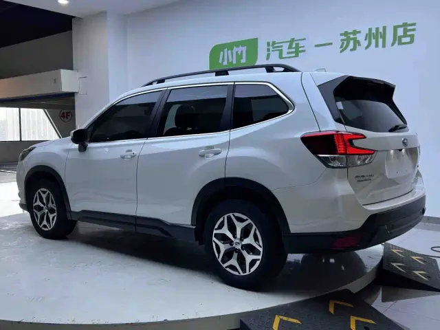 Subaru Forester — Фото автомобиля 4