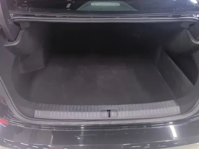 Volkswagen Passat — Фото автомобиля 4