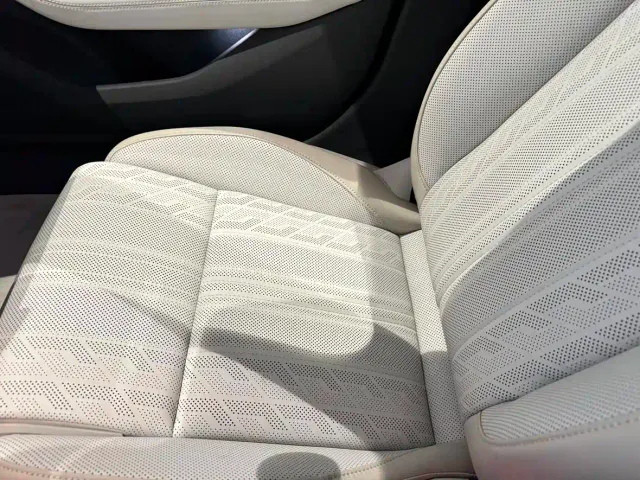 Audi A6L — Фото автомобиля 19