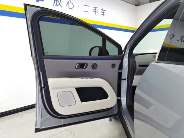 Li Auto i6 — Фото автомобиля 6