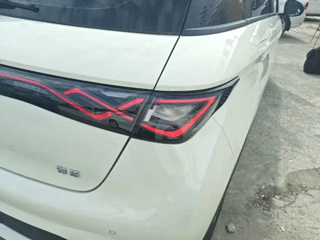 BYD Dolphin — Фото автомобиля 7