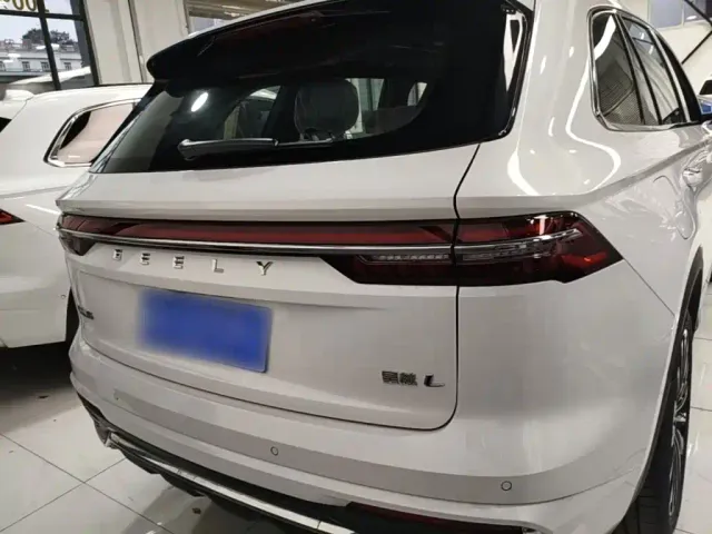 Geely Xingyue L — Фото автомобиля 5