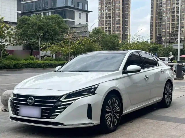 Фотография автомобиля — Nissan Teana