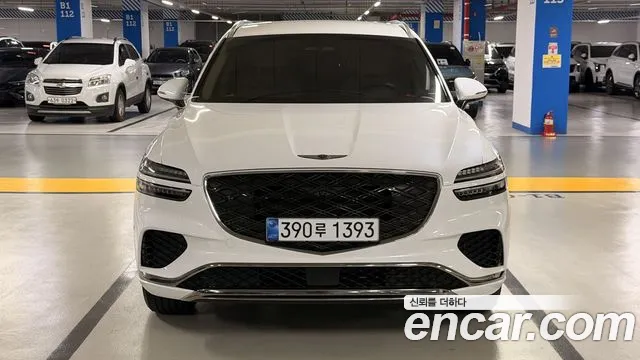 Genesis GV70 — Фото автомобиля 3