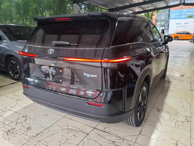 Toyota BoZhi 3X — Фото автомобиля 13