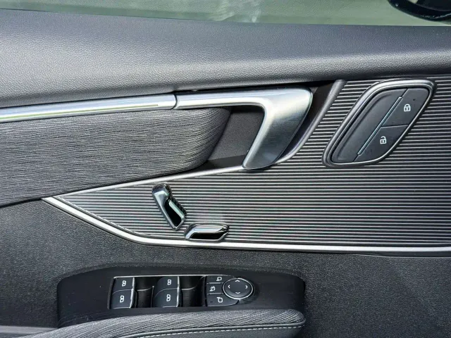 Buick LaCrosse — Фото автомобиля 5