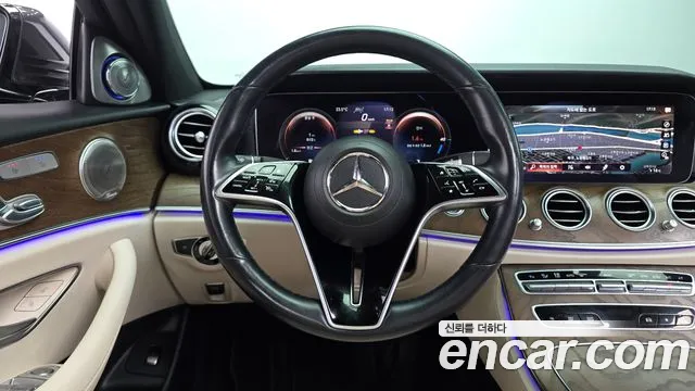 Mercedes-Benz E-Class W213 — Фото автомобиля 12