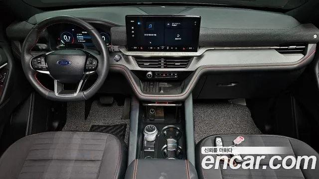 Ford Explorer — Фото автомобиля 8