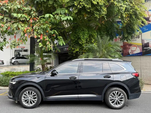 Buick Envision Plus — Фото автомобиля 7