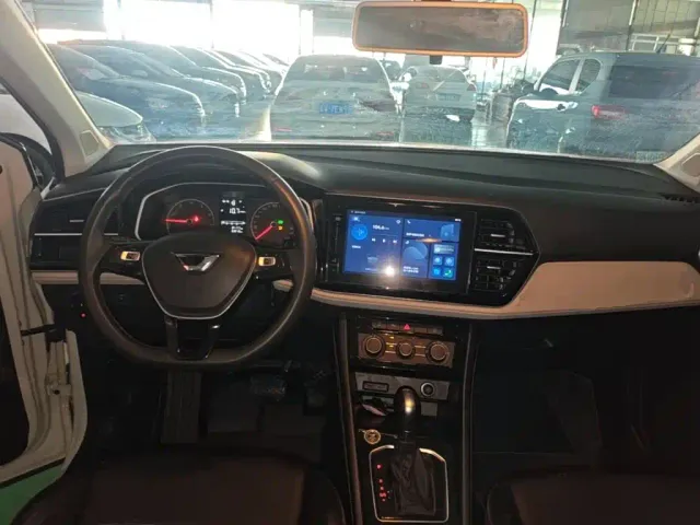 Jetta VS5 — Фото автомобиля 5