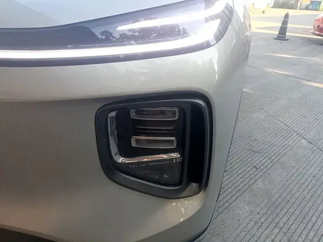 Changan Qiyuan Q07 — Фото автомобиля 23