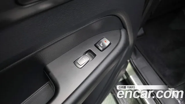 KG_Mobility_Ssangyong Rexton Новый Rexton Sport Дизель 2.2 4WD — Фото автомобиля 30