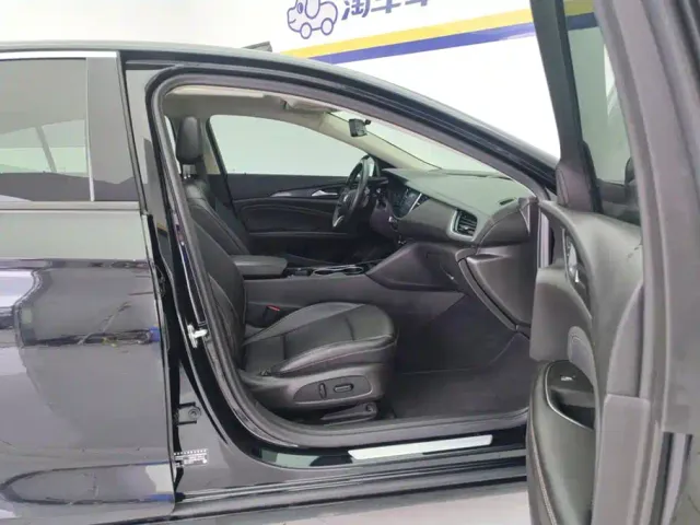 Buick Regal — Фото автомобиля 8