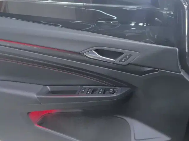 Volkswagen Golf GTI — Фото автомобиля 7