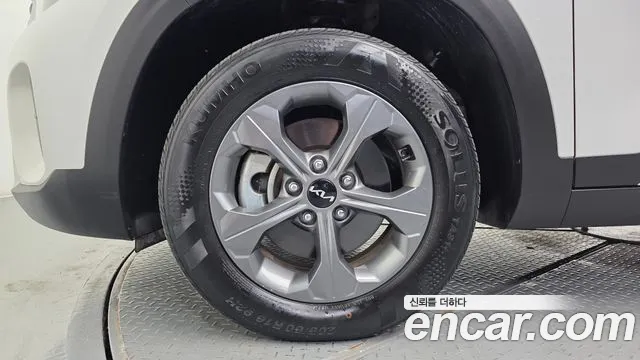 Kia Seltos — Фото автомобиля 5