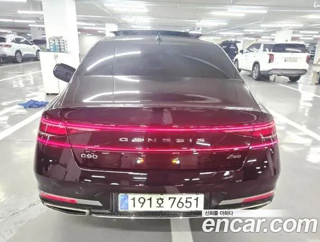 Genesis G90 Бензин 3.5 турбо AWD — Фото автомобиля 11