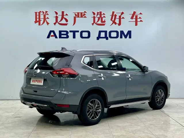 Nissan X-Trail — Фото автомобиля 7
