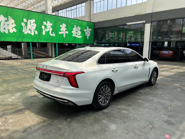 Hongqi H5 — Фото автомобиля 9