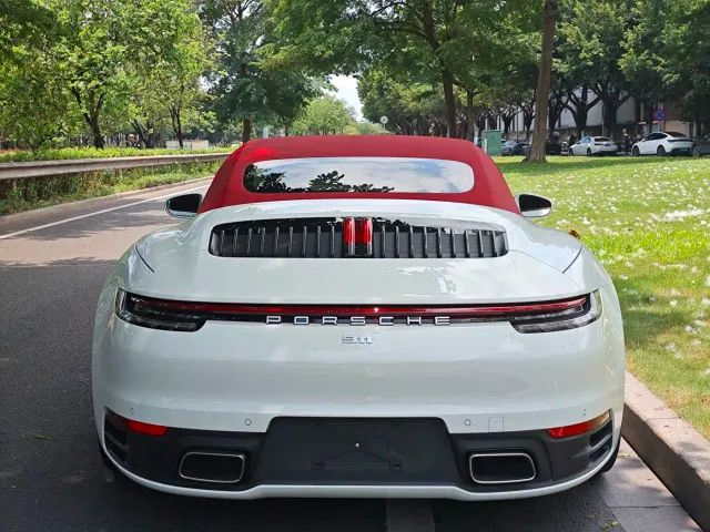 Porsche 911 — Фото автомобиля 26