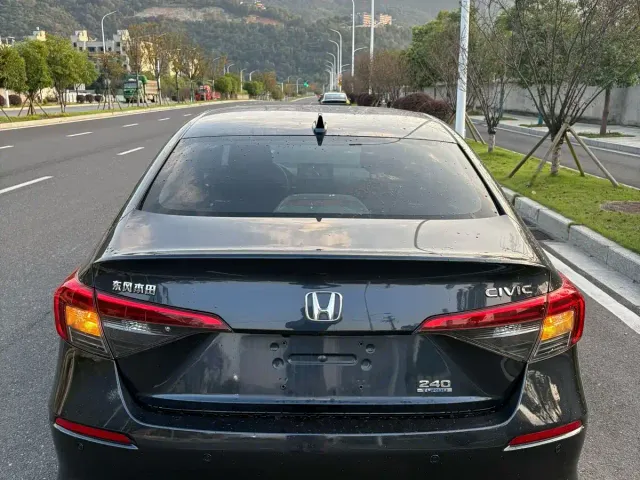Honda Civic — Фото автомобиля 6