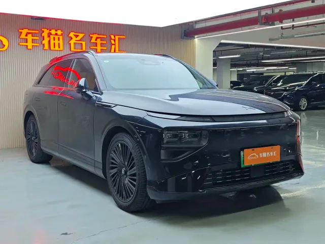 Xpeng G9 — Фото автомобиля 4