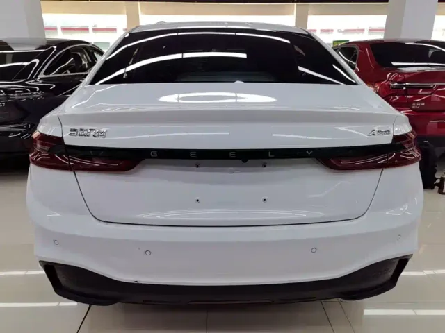 Geely Geometry A — Фото автомобиля 5