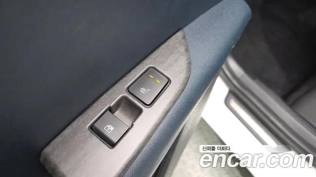 Kia Niro — Фото автомобиля 29