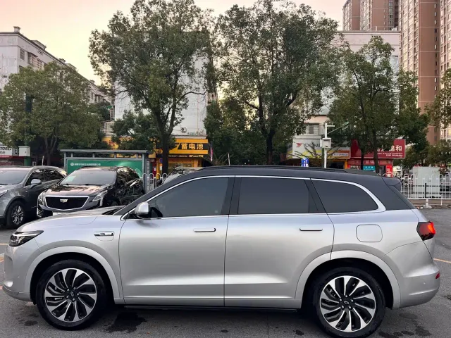 Aito M7 — Фото автомобиля 13