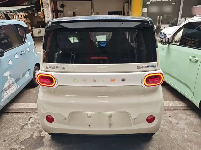 Wuling Hongguang Mini EV — Фото автомобиля 3