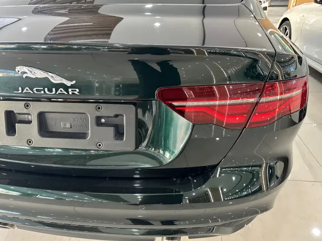 Jaguar XEL — Фото автомобиля 16