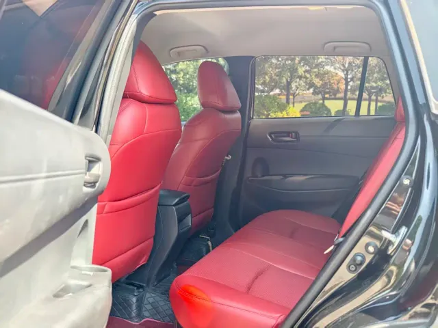 Toyota Corolla Cross — Фото автомобиля 5