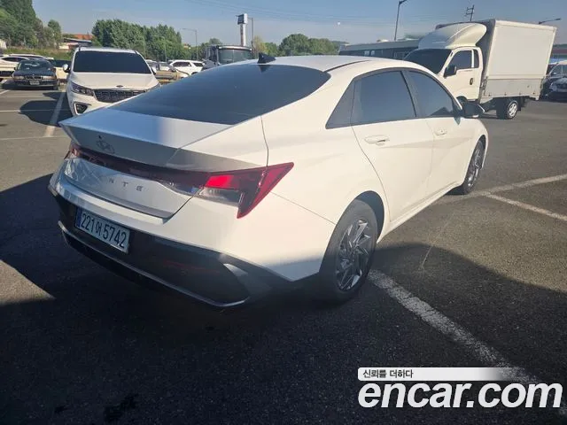 Hyundai AVANTE Новый Avante (CN7) — Фото автомобиля 6