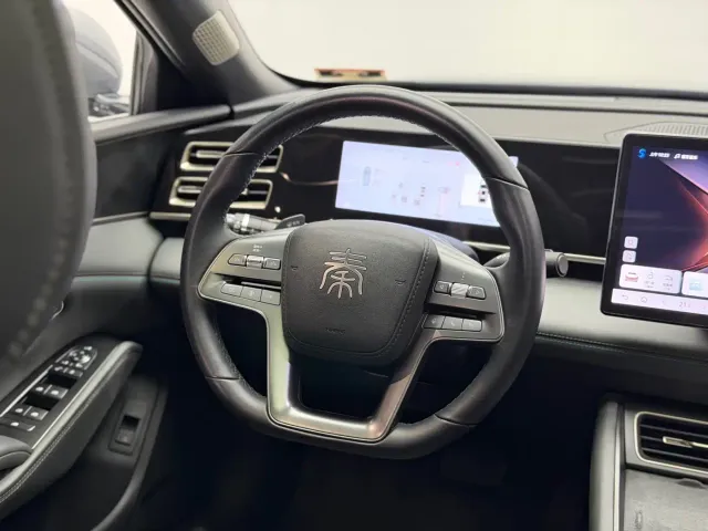 BYD Qin L — Фото автомобиля 16