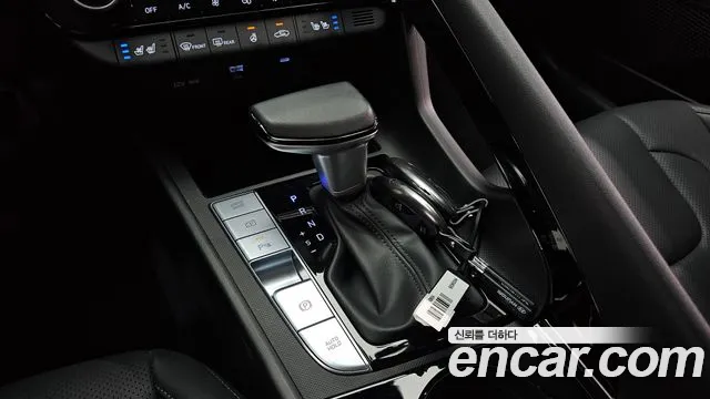 Hyundai Avante CN7 — Фото автомобиля 12