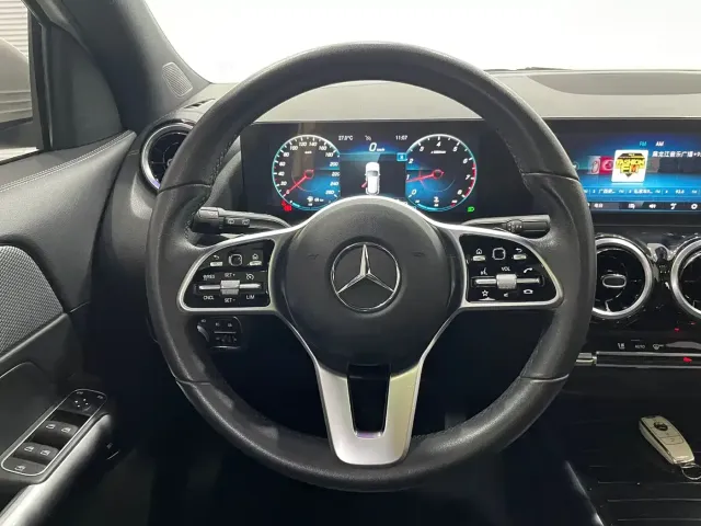 Mercedes-Benz GLA-Class — Фото автомобиля 4