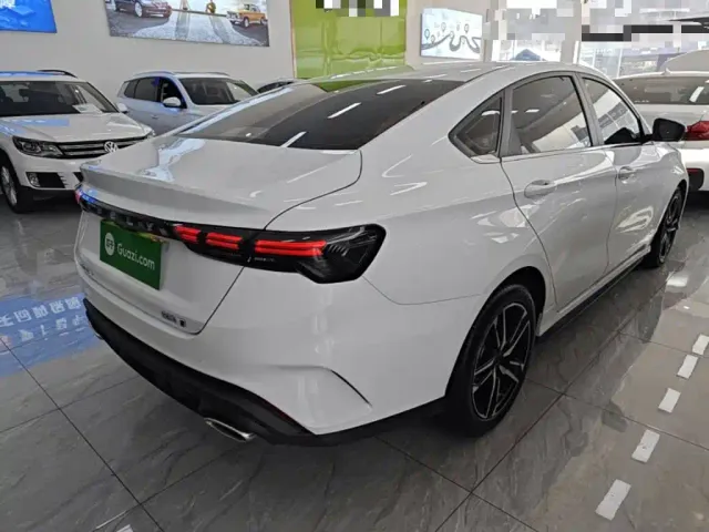 Geely Binrui — Фото автомобиля 6