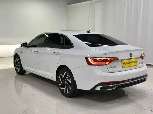 Volkswagen Sagitar — Фото автомобиля 4