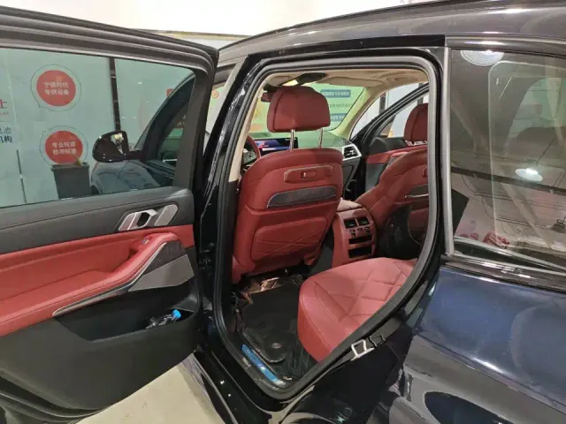 BMW X5 — Фото автомобиля 4