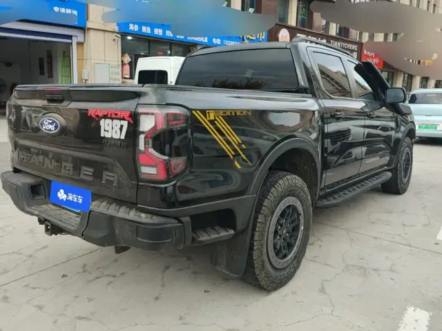 Ford Ranger — Фото автомобиля 3
