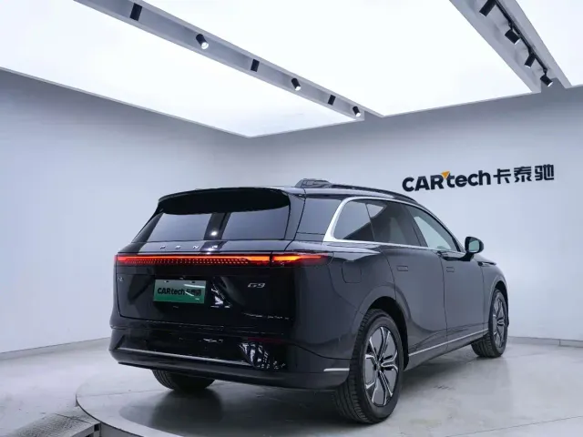 Xpeng G9 — Фото автомобиля 9