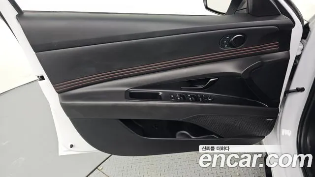 Hyundai AVANTE Новый Avante (CN7) — Фото автомобиля 21