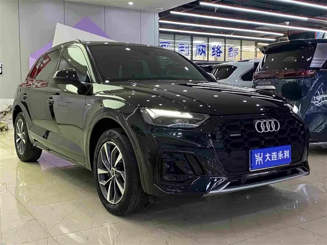 Audi Q5L — Фото автомобиля 3