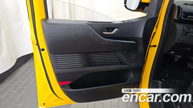 Hyundai Staria — Фото автомобиля 13