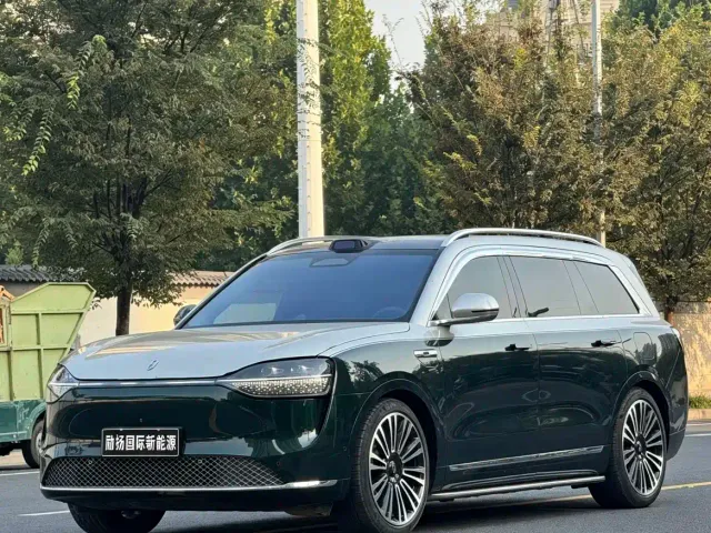 Фотография автомобиля — Aito M9