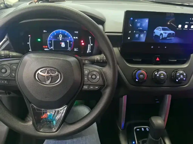 Toyota Corolla Cross — Фото автомобиля 9