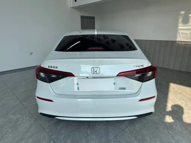 Honda Civic — Фото автомобиля 5