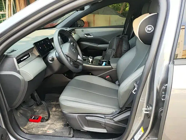 BYD Qin PLUS — Фото автомобиля 14