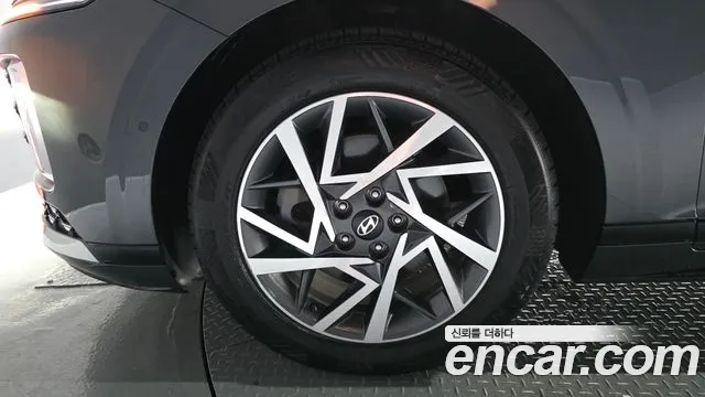 Hyundai Grandeur GN7 — Фото автомобиля 5