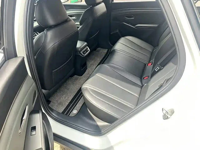 BYD Qin L — Фото автомобиля 6